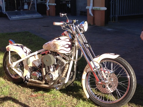 A logo of victory motorcycles and indian motorcycle.