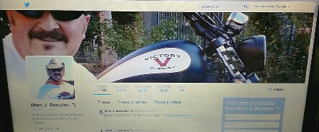 A logo of victory motorcycles and indian motorcycle.