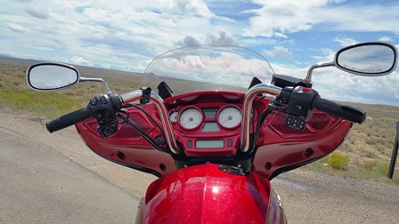 A logo of victory motorcycles and indian motorcycle.